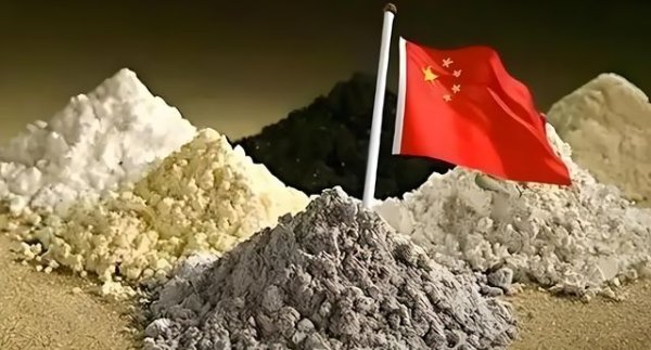 日本人走私稀土落网, 谁在配合?